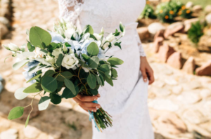 bouquet de mariée, organisation de mariage, fleurs blanche, mariage 