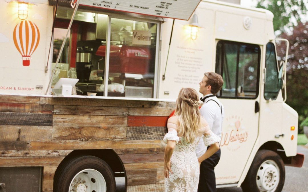 Opter pour des food trucks lors du dîner