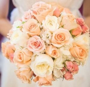 Composez un bouquet de mariée qui vous ressemble ! 
