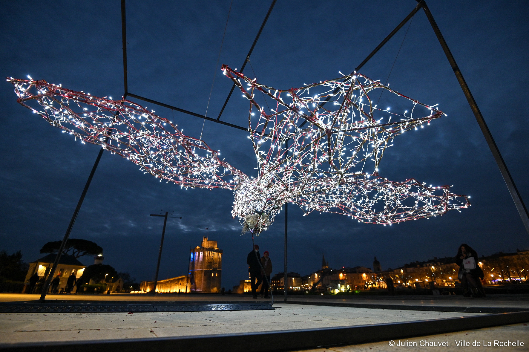 Mariage Noël, La Rochelle illuminée, illuminations de noël, cadeaux, le plus beau cadeau