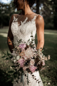wedding dress, bride, dress, white, wedding, bouquet, flowers