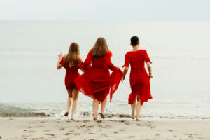 d day girl, d day, friends, girl, plage, beach, reddress