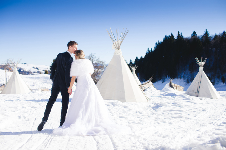 mariage, mariage hiver, neige, mariage sous la neige, sortez du lot avec un mariage hivernal 