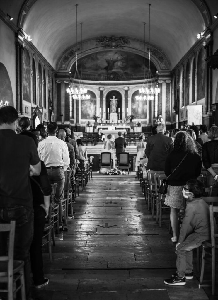 Cérémonie élégante en abbaye en Dordogne