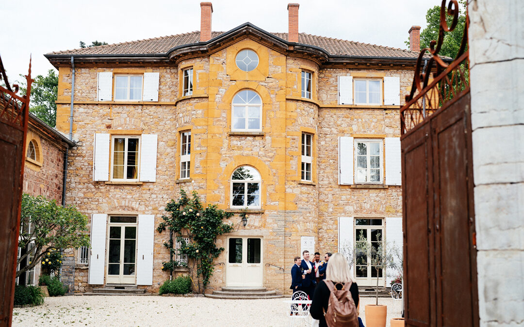 Mariage dans le Beaujolais, Domaine,