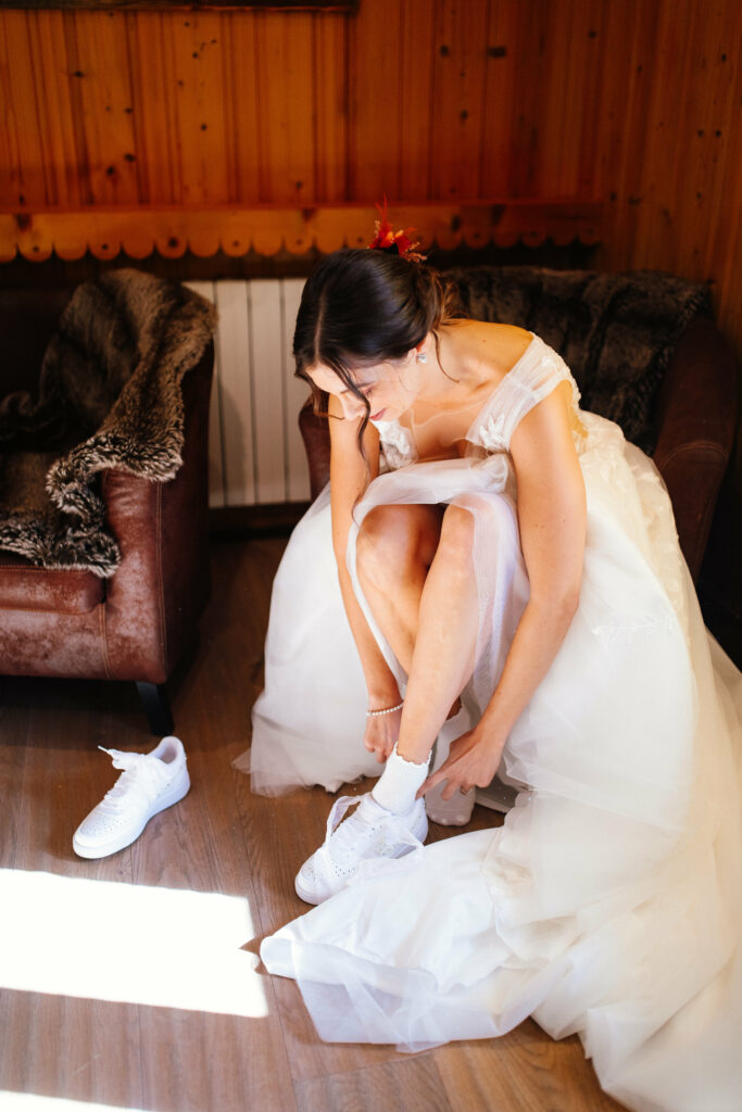 Basket, chaussure de mariée, mariée, robe de mariée