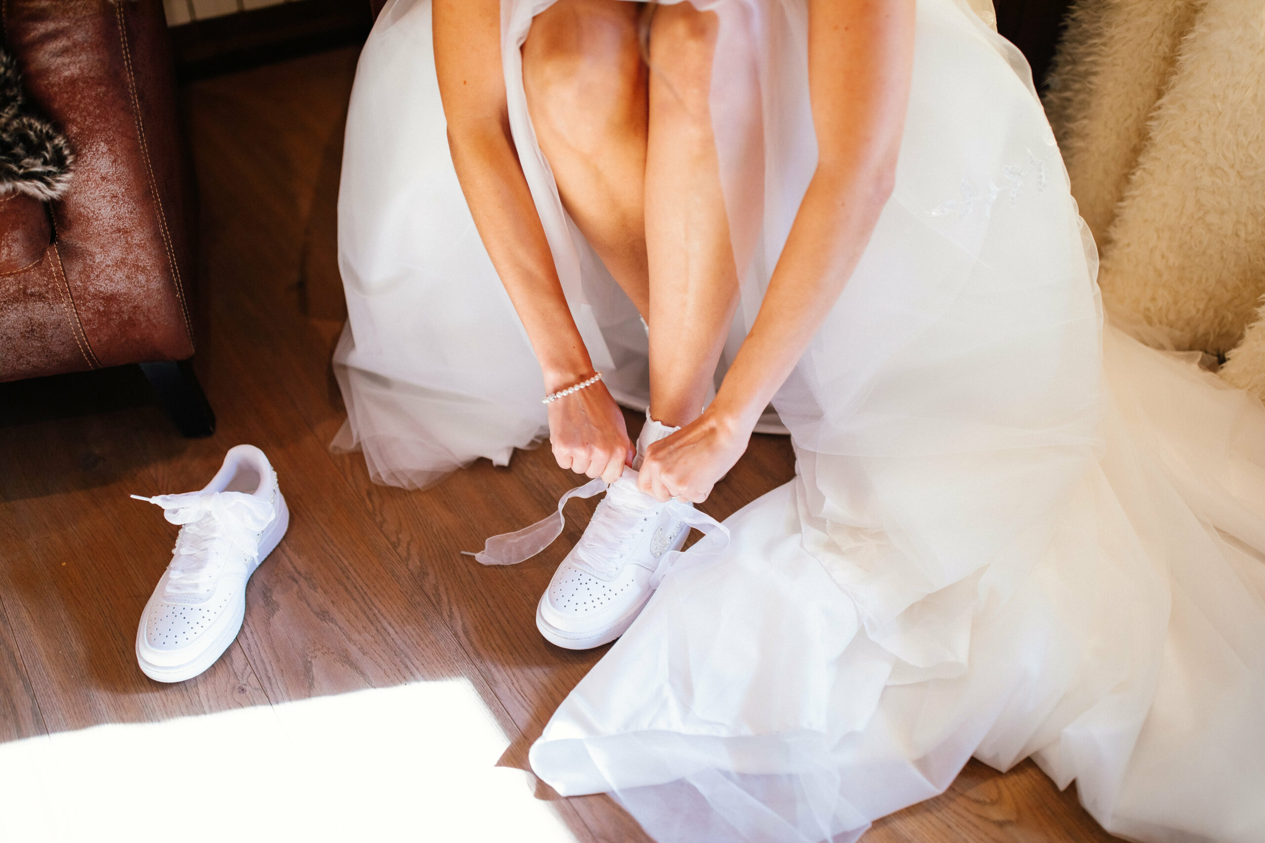 Basket, chaussure de mariée, mariée, robe de mariée