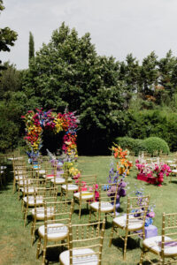 Arche de cérémonie, mariage coloré, Mariage jaune, rose, orange, bleu