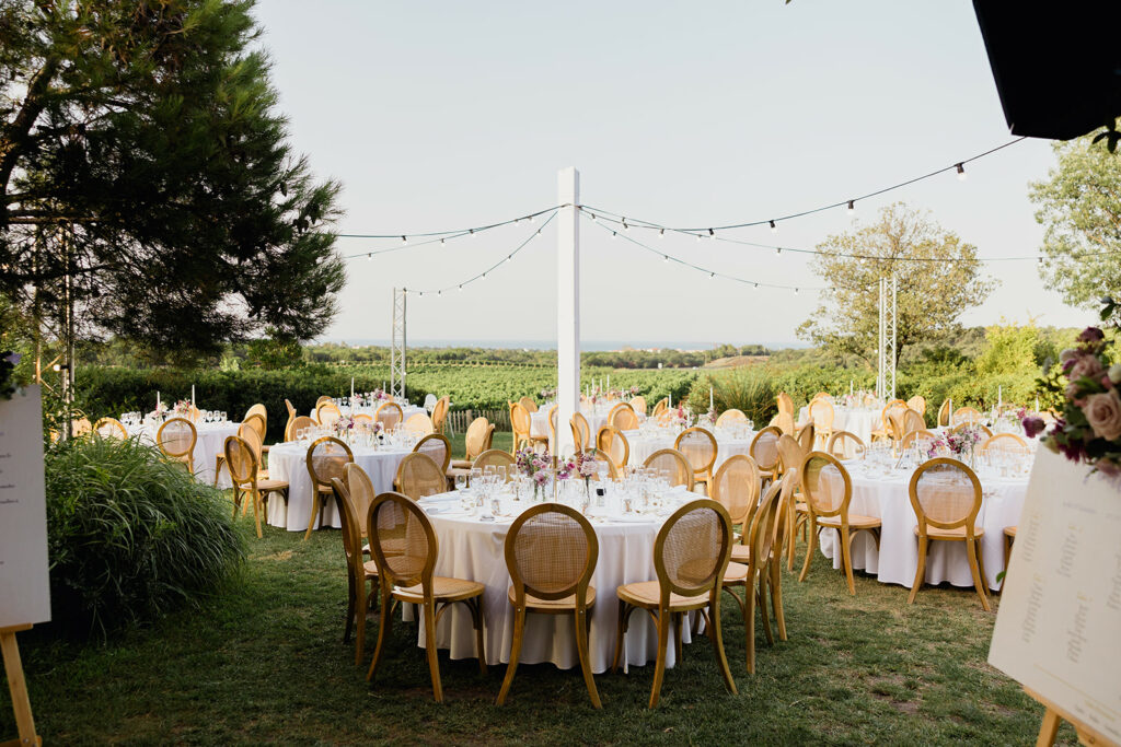 réception, ciel étoilé, extérieur, vue mer, repas de mariage, chateau de Valmy