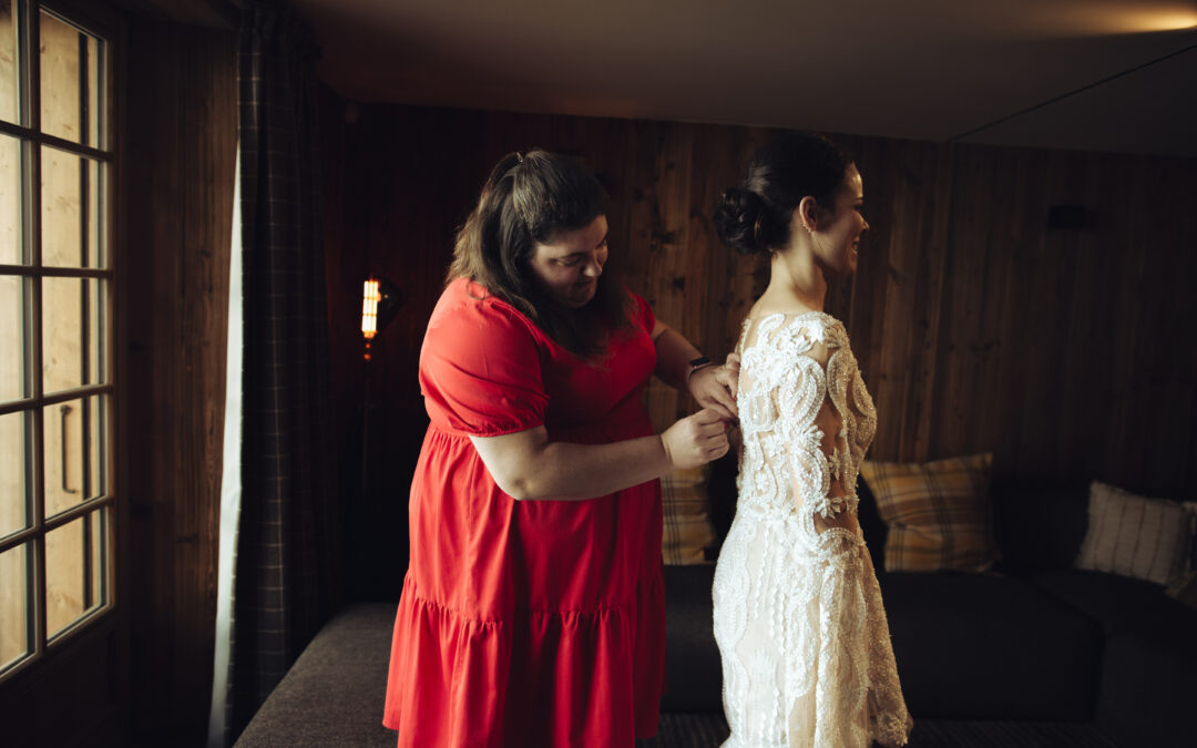 Wedding planner robe rouge mariée robe de mariée