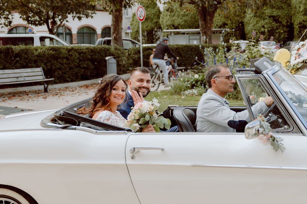 voiture vintage, voiture, campagne, auvergne, Le secret du mariage surprise