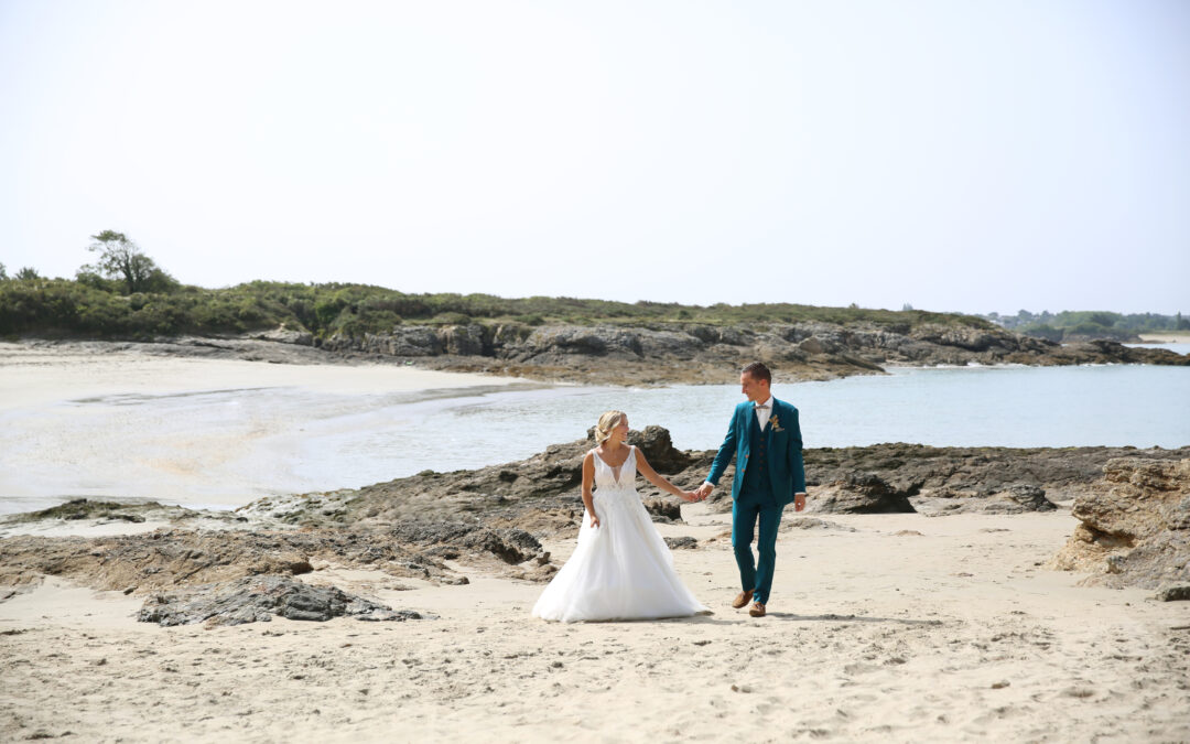 séance couple mariés, séance photo à la plage, plage bretagne, Bretagne, Finistère, bzh
